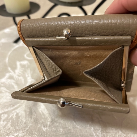 Vintage Dooney & Burke Wallet - Picture 3 of 7